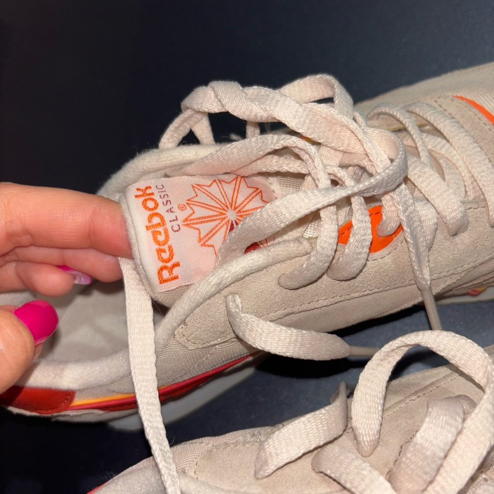 Orange and red Reebok classics - Picture 5 of 6